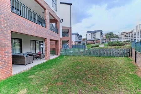 3 Bedroom Townhouse in Douglasdale