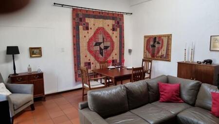 1 Bedroom House in Maroeladal