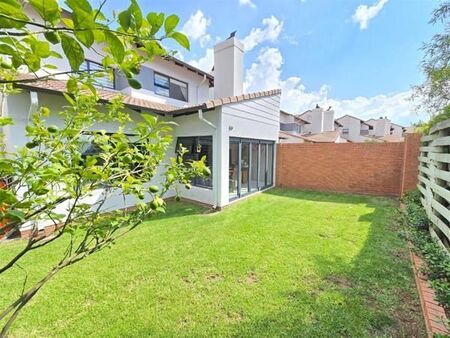 4 Bedroom Townhouse in Sharonlea