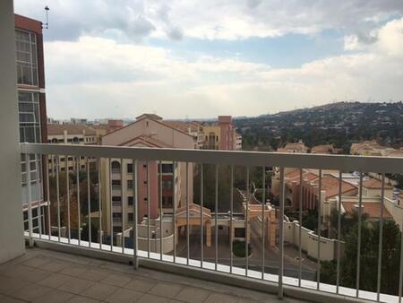 2 Bedroom Apartment in Bedford Gardens