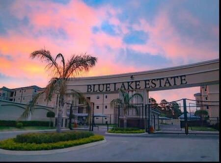 2 Bedroom House in Blue Valley Golf Estate