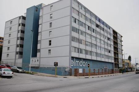 Bachelor apartment in Humewood