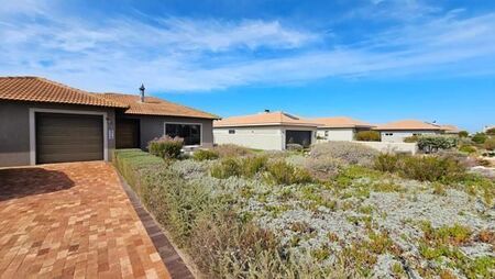 3 Bedroom House in Langebaan Country Estate