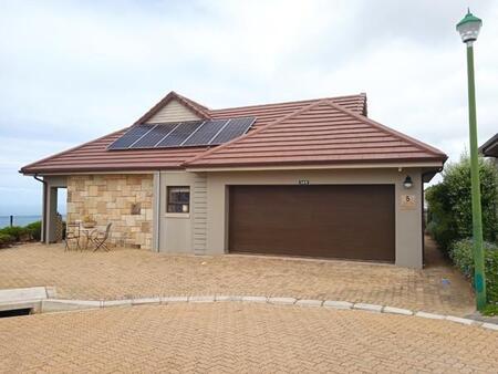 2 Bedroom House in Dana Bay