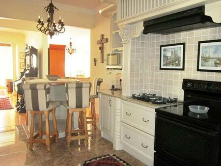 4 Bedroom House in Hartenbos Heuwels