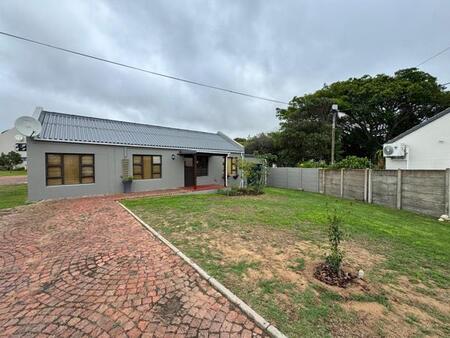3 Bedroom House in Stilbaai Wes