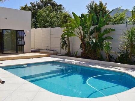 4 Bedroom House in West Beach