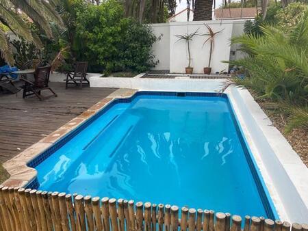 2 Bedroom House in Bloubergstrand