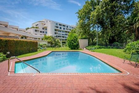 1 Bedroom Apartment in Newlands