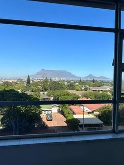 1 Bedroom Apartment in Milnerton Central