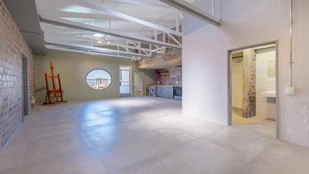 2 Bedroom Apartment in Observatory