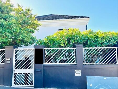 1 Bedroom House in Walmer Estate