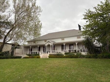 5 Bedroom House in Paarl