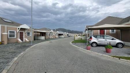 3 Bedroom Townhouse in Klapmuts