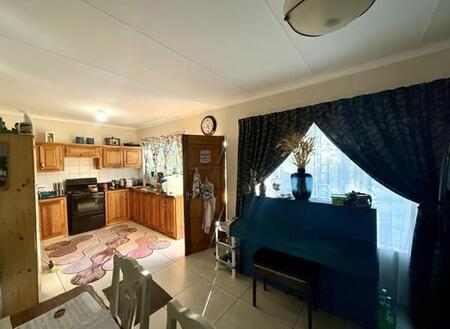 3 Bedroom Townhouse in Lydenburg