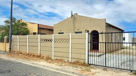 2 Bedroom house to rent in Belhar, Cape Town