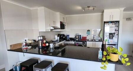 2 Bedroom apartment to rent in Observatory, Cape Town