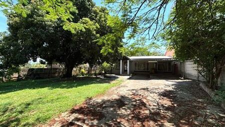 2 Bedroom House in Sonheuwel
