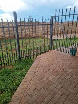 3 Bedroom House in Postmasburg
