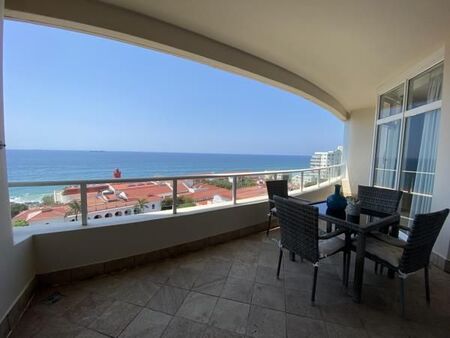 2 Bedroom Apartment in Umhlanga Rocks