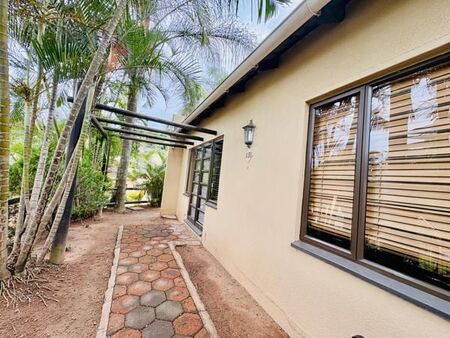 2 Bedroom Simplex in Malvern