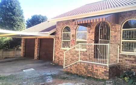 4 Bedroom House in Wilro Park