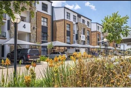 2 Bedroom Apartment in Mooikloof Equestrian Estate