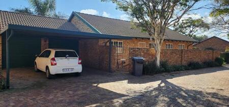 3 Bedroom Simplex in Equestria