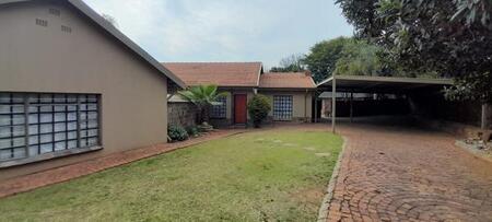 7 Bedroom House in Murrayfield