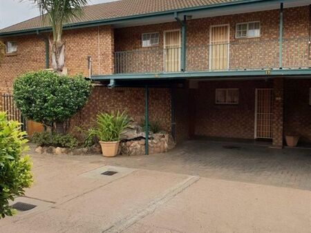 Bachelor apartment in Rietfontein