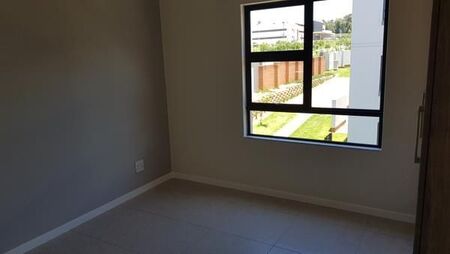 1 Bedroom Apartment in Linbro Park