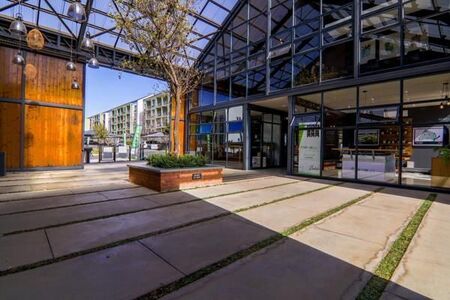 1 Bedroom Apartment in Linbro Park