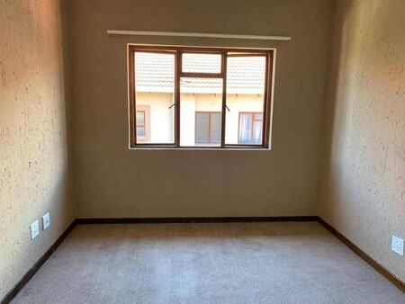 1 Bedroom Apartment in Paulshof
