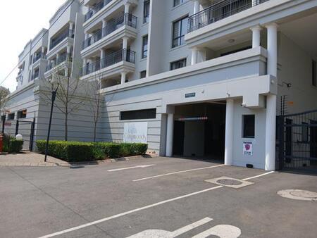1 Bedroom Apartment in Rivonia