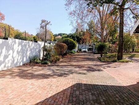 5 Bedroom House in Bryanston
