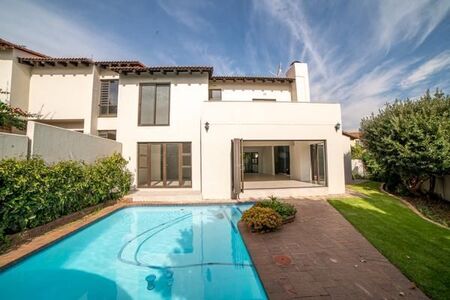 3 Bedroom Cluster in Bryanston