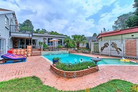 2 Bedroom Apartment in Woodmead