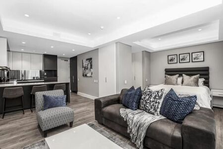 Studio apartment in Melrose Arch