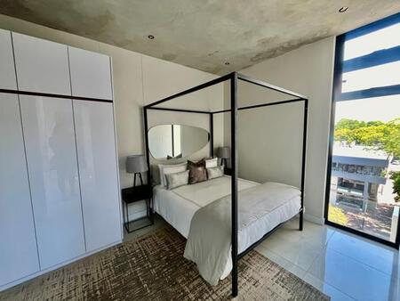 2 Bedroom Apartment in Rosebank