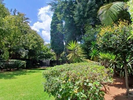 6 Bedroom House in Houghton Estate