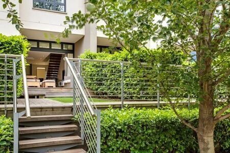 2 Bedroom Apartment in Melrose Arch