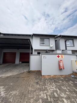 3 Bedroom Townhouse in Ferndale