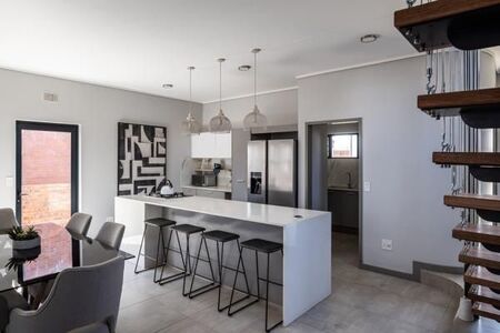 3 Bedroom House in Olivedale