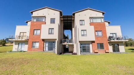 1 Bedroom Apartment in Jackal Creek Golf Estate