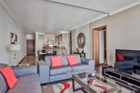 2 Bedroom Apartment in Bedford Gardens