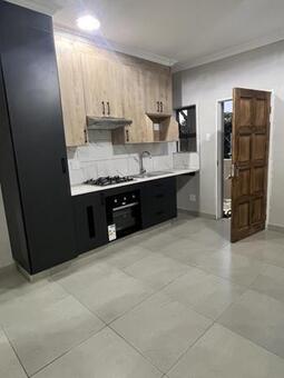 1 Bedroom Apartment in Kew