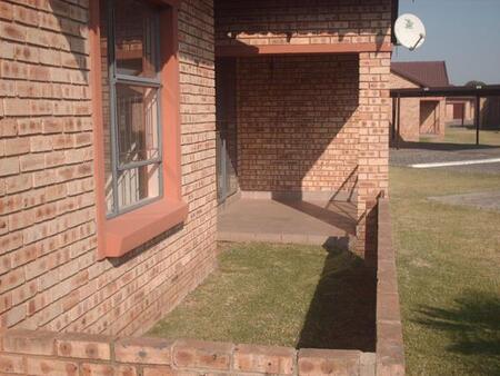 2 Bedroom Townhouse in Riversdale