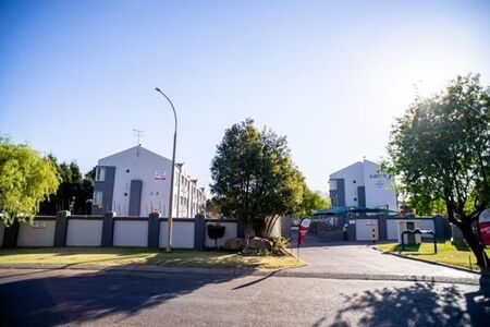 2 Bedroom Apartment in Verwoerdpark