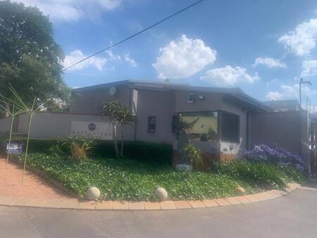 3 Bedroom Cluster in Glen Marais