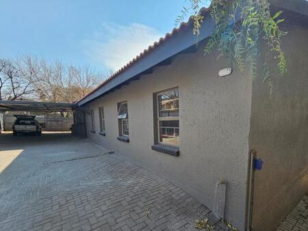 3 Bedroom House in Heuweloord